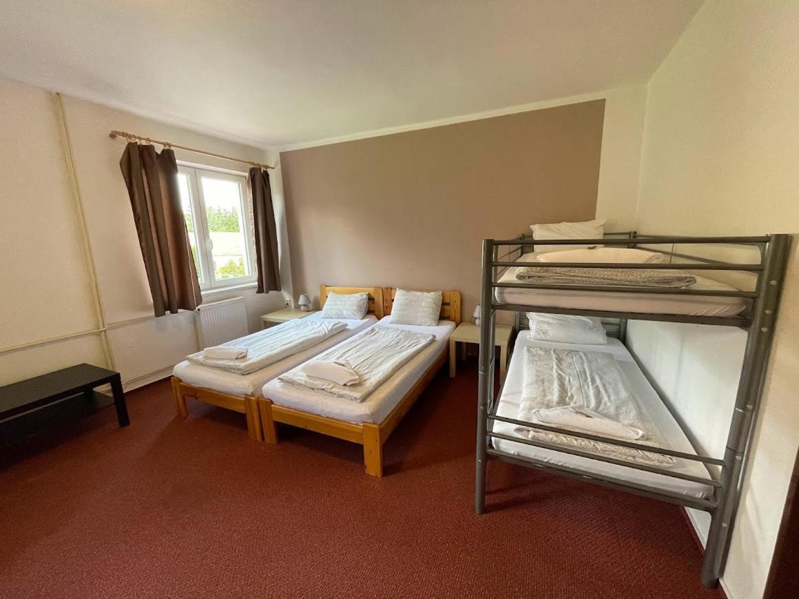 Hotel Rohanov Lhota nad Rohanovem Esterno foto