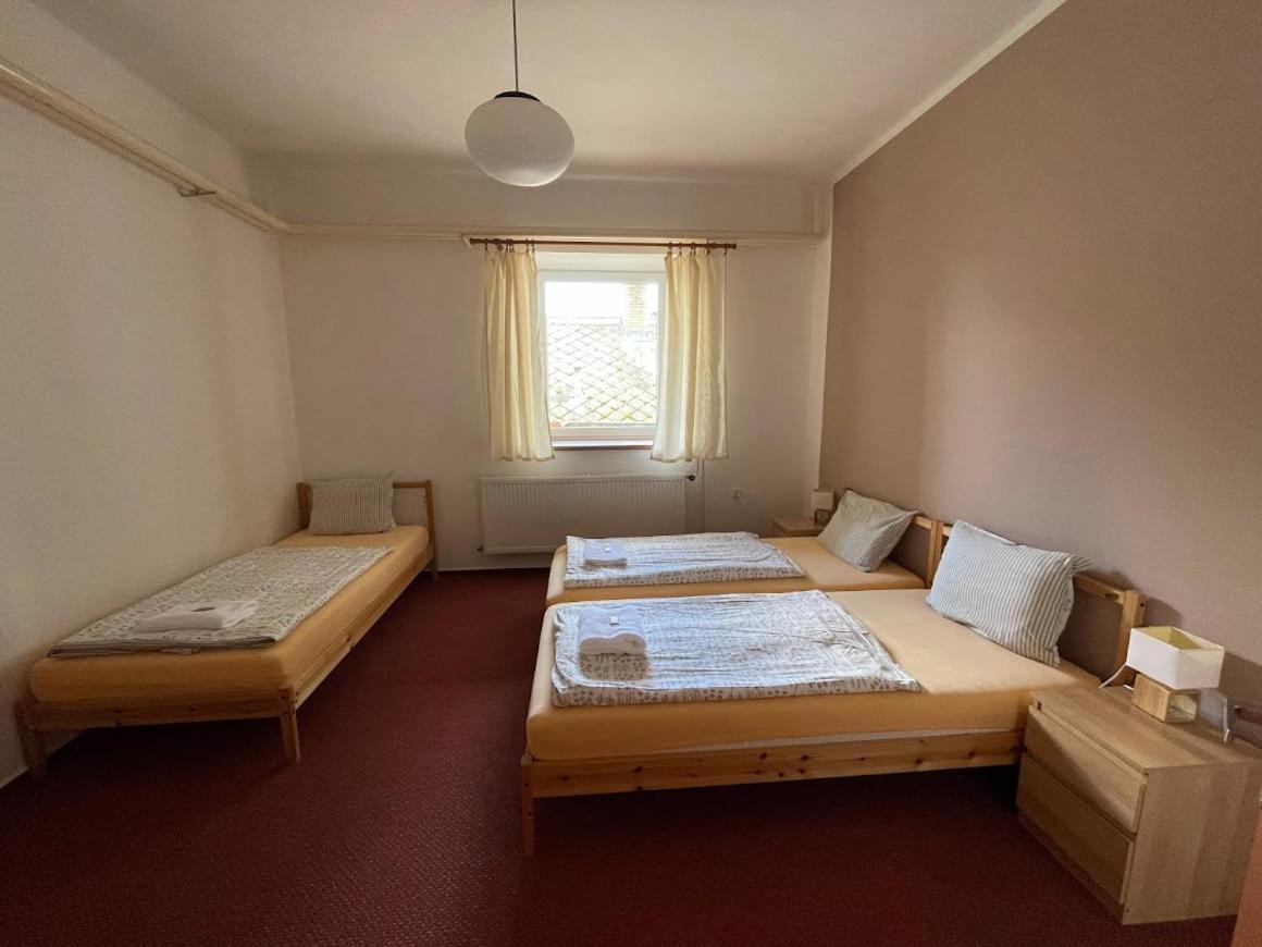Hotel Rohanov Lhota nad Rohanovem Esterno foto