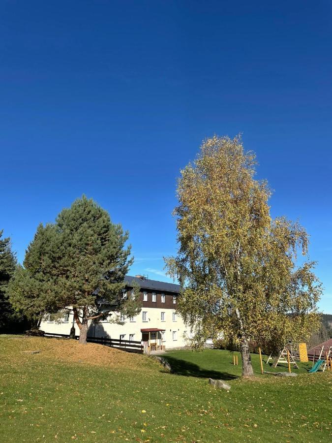 Hotel Rohanov Lhota nad Rohanovem Esterno foto