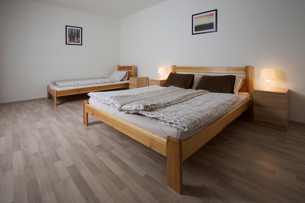 Hotel Rohanov Lhota nad Rohanovem Esterno foto