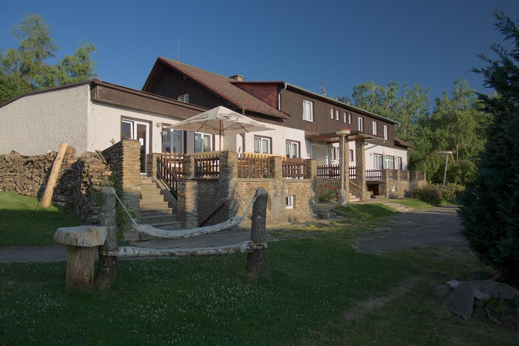 Hotel Rohanov Lhota nad Rohanovem Esterno foto