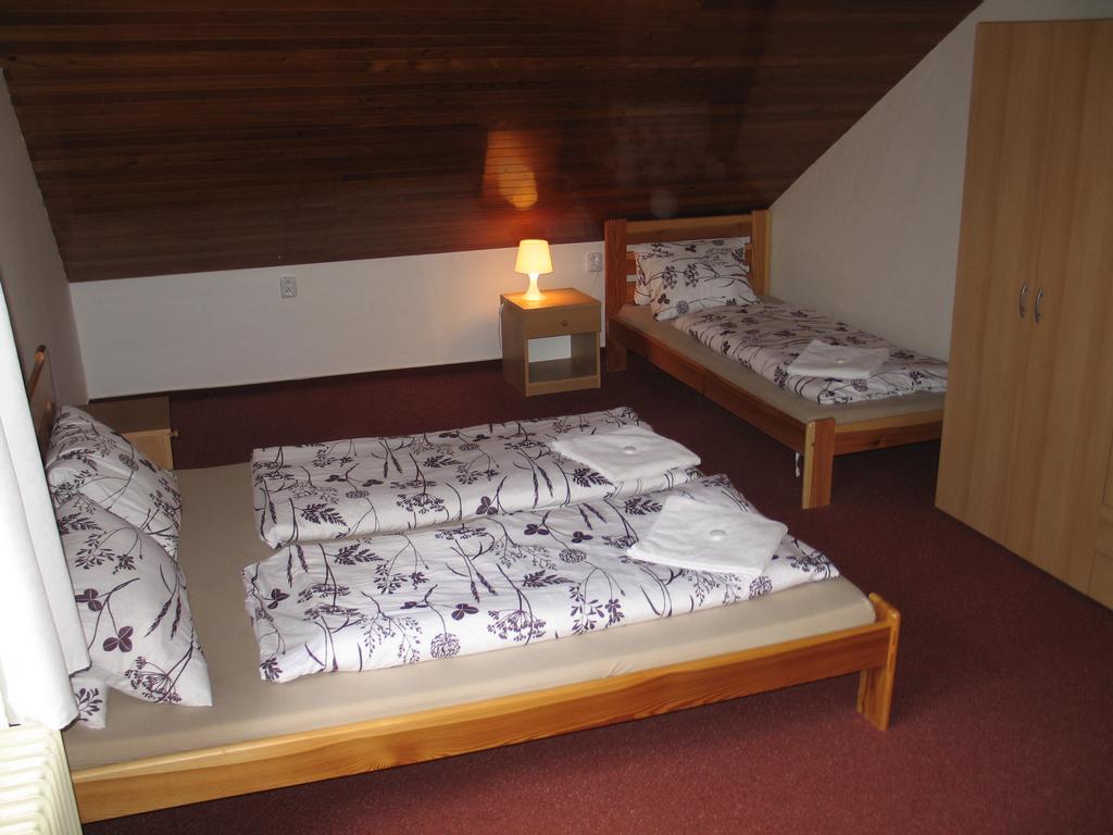 Hotel Rohanov Lhota nad Rohanovem Esterno foto